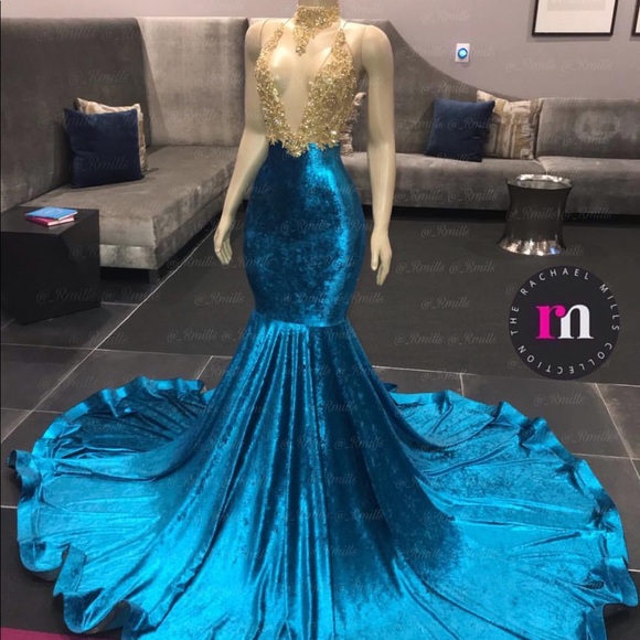 GORGEOUS & PERFECT CONDITION PROM DRESS FOR SALE! - Picture 1 of 7